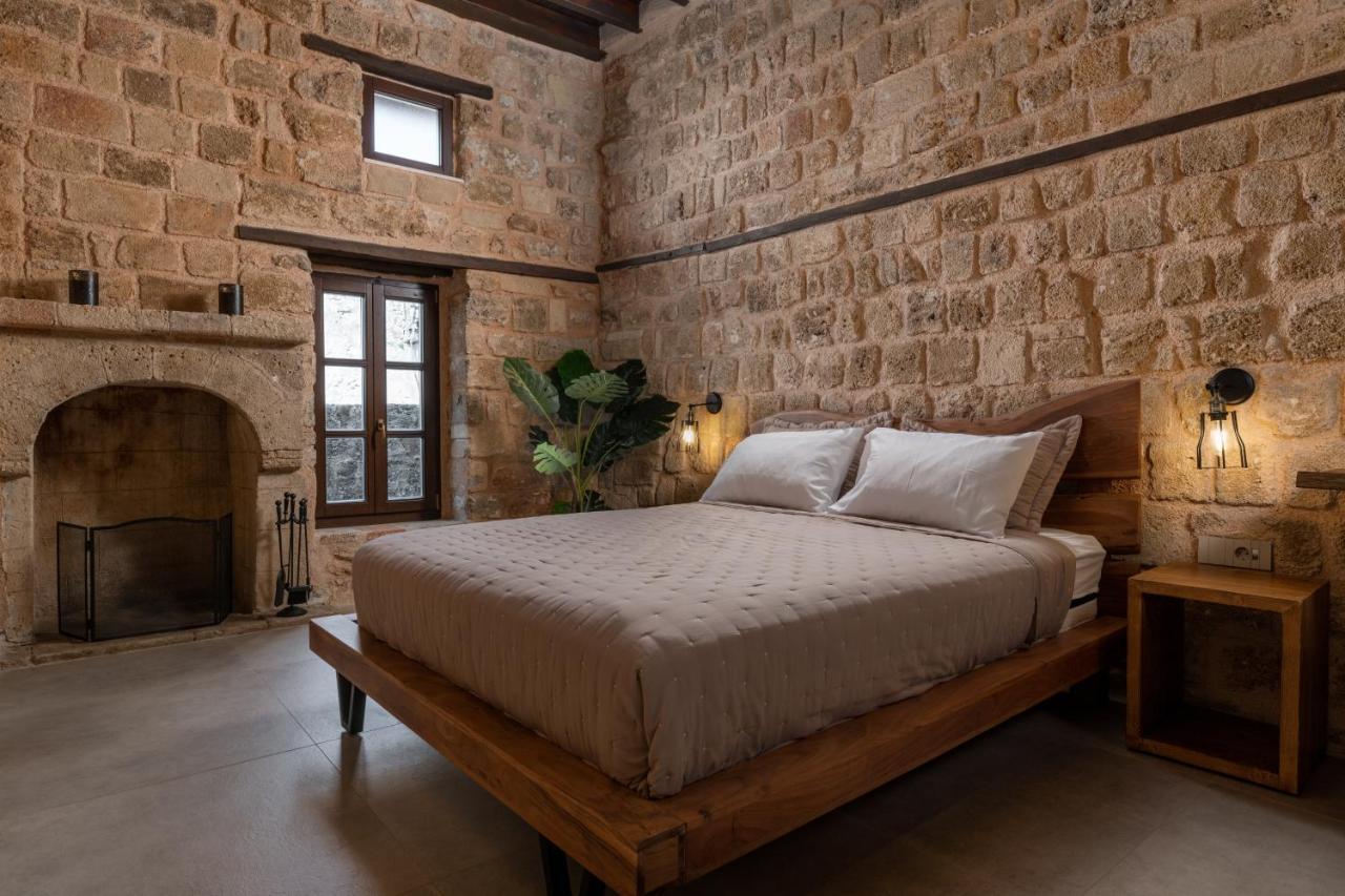 Ancient Knights Luxury Suites Rhodes City Eksteriør bilde