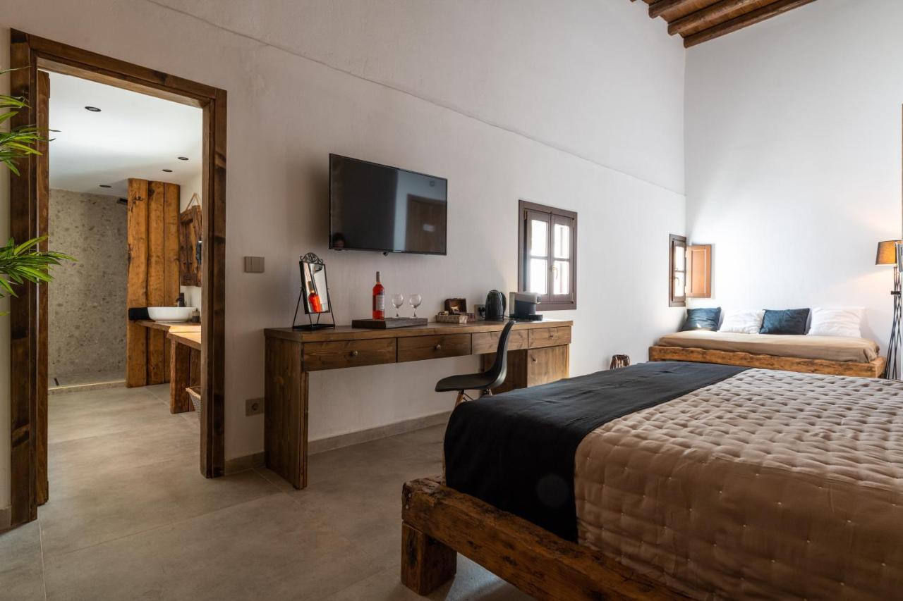 Ancient Knights Luxury Suites Rhodes City Eksteriør bilde